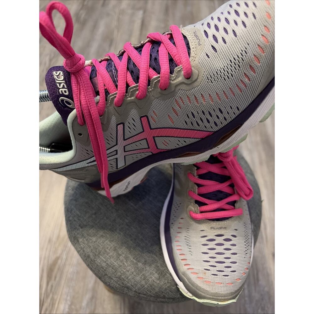 ASICS Gel DS Trainer 22 Women’s Size 7 Gray Pink Running Shoes Lightweight - Picture 3 of 11